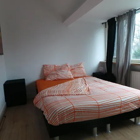 Canal House Easy Bnb 레이든