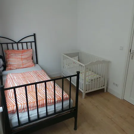 Canal House Easy Bnb 아파트
